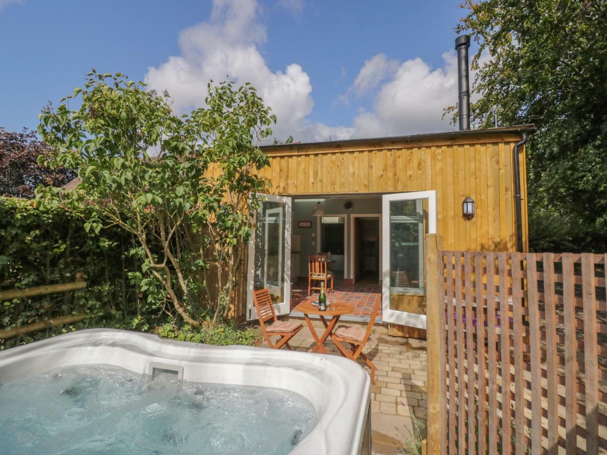 Vila Hen House View Rugeley Exteriér fotografie